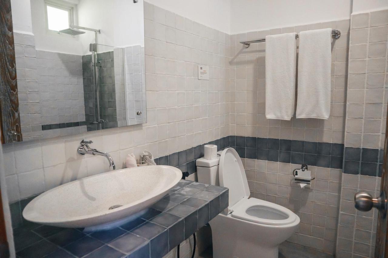 לבואן באג'ו Harbour Komodo Hotel מראה חיצוני תמונה